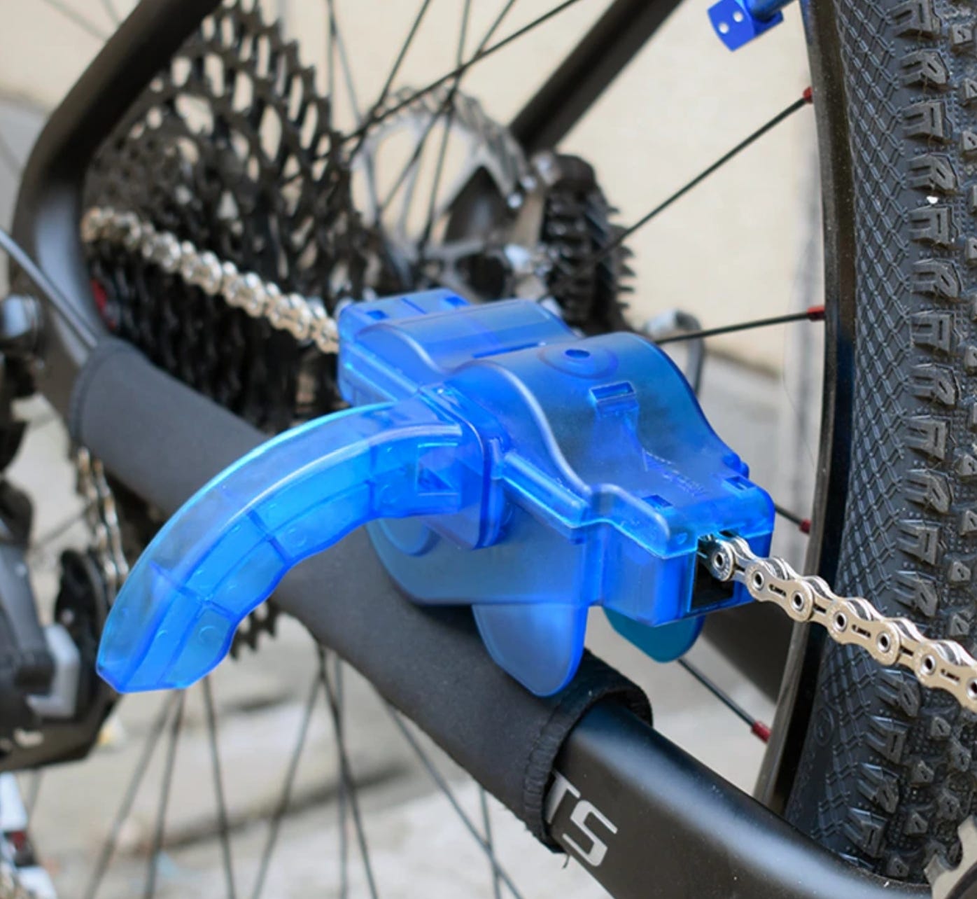 QBP Chain Cleaner 3D 6 Brushes