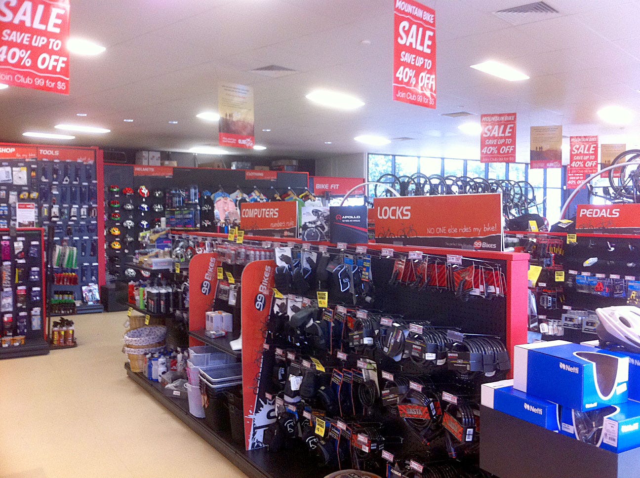 99 Bikes Kawana Shop Floor